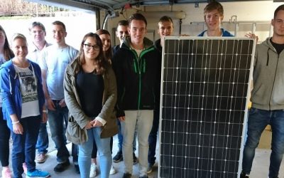 Technisches Gymnasium Balingen: Techmaster spendet Photovoltaik-Module