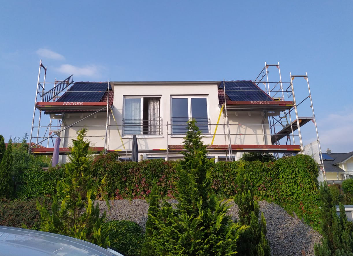 Photovoltaikanlage auf Einfamilienhaus in Hechingen