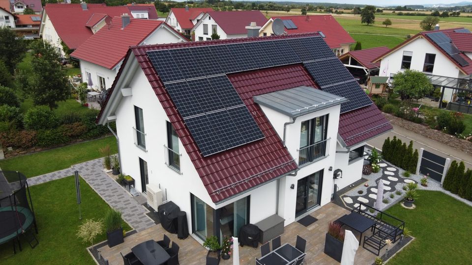 Photovoltaikanlage mit Stromspeicher in Hechingen